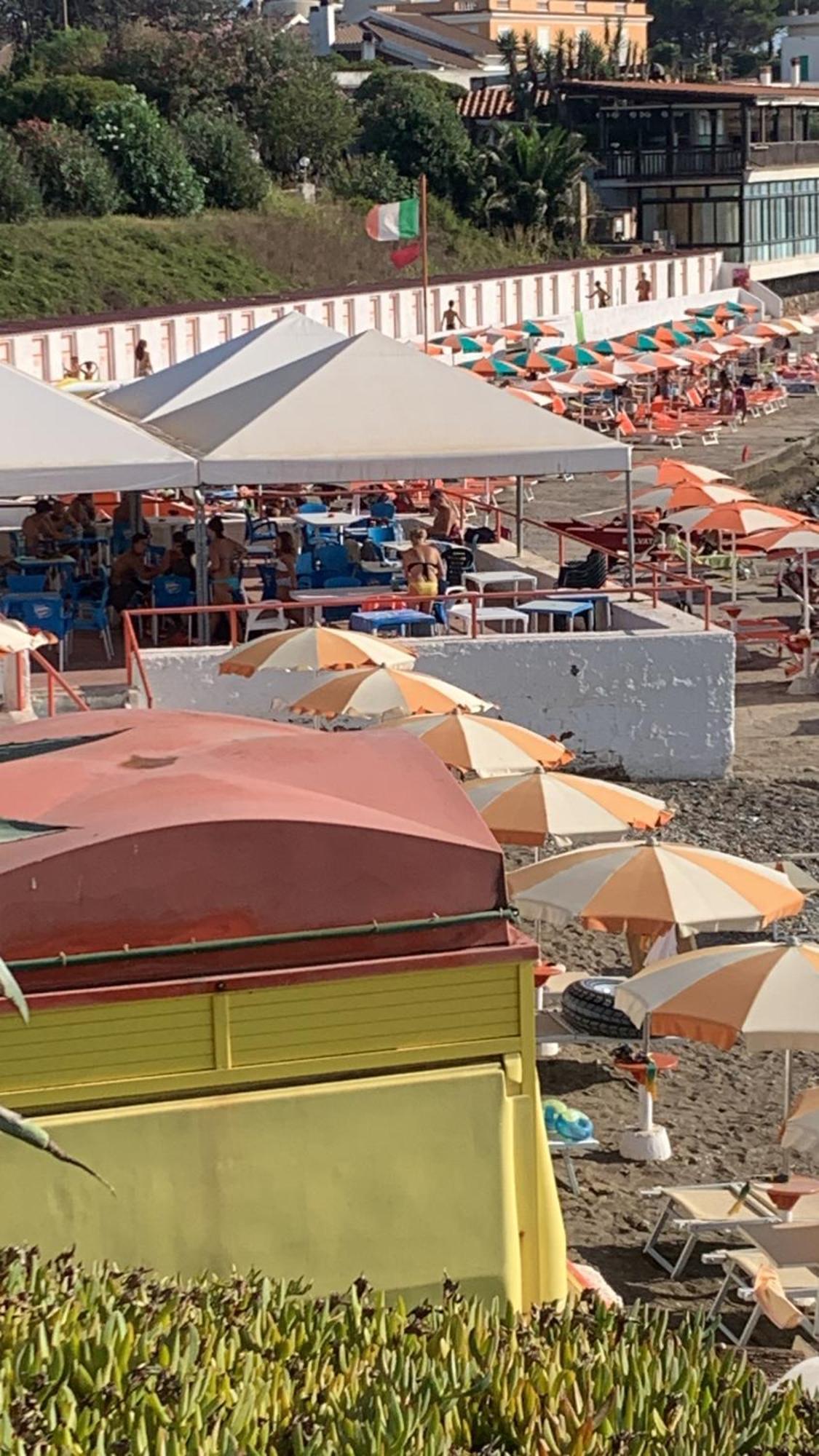 B&B Civitavecchia La Casetta Con Giardino Zewnętrze zdjęcie