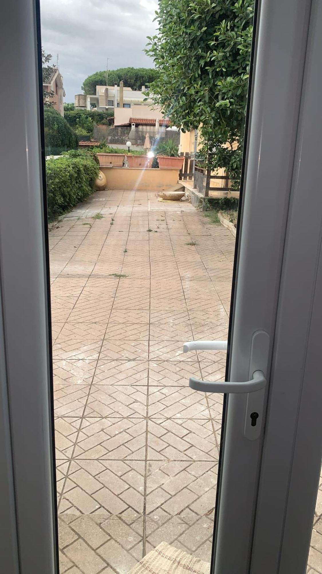 B&B Civitavecchia La Casetta Con Giardino Zewnętrze zdjęcie