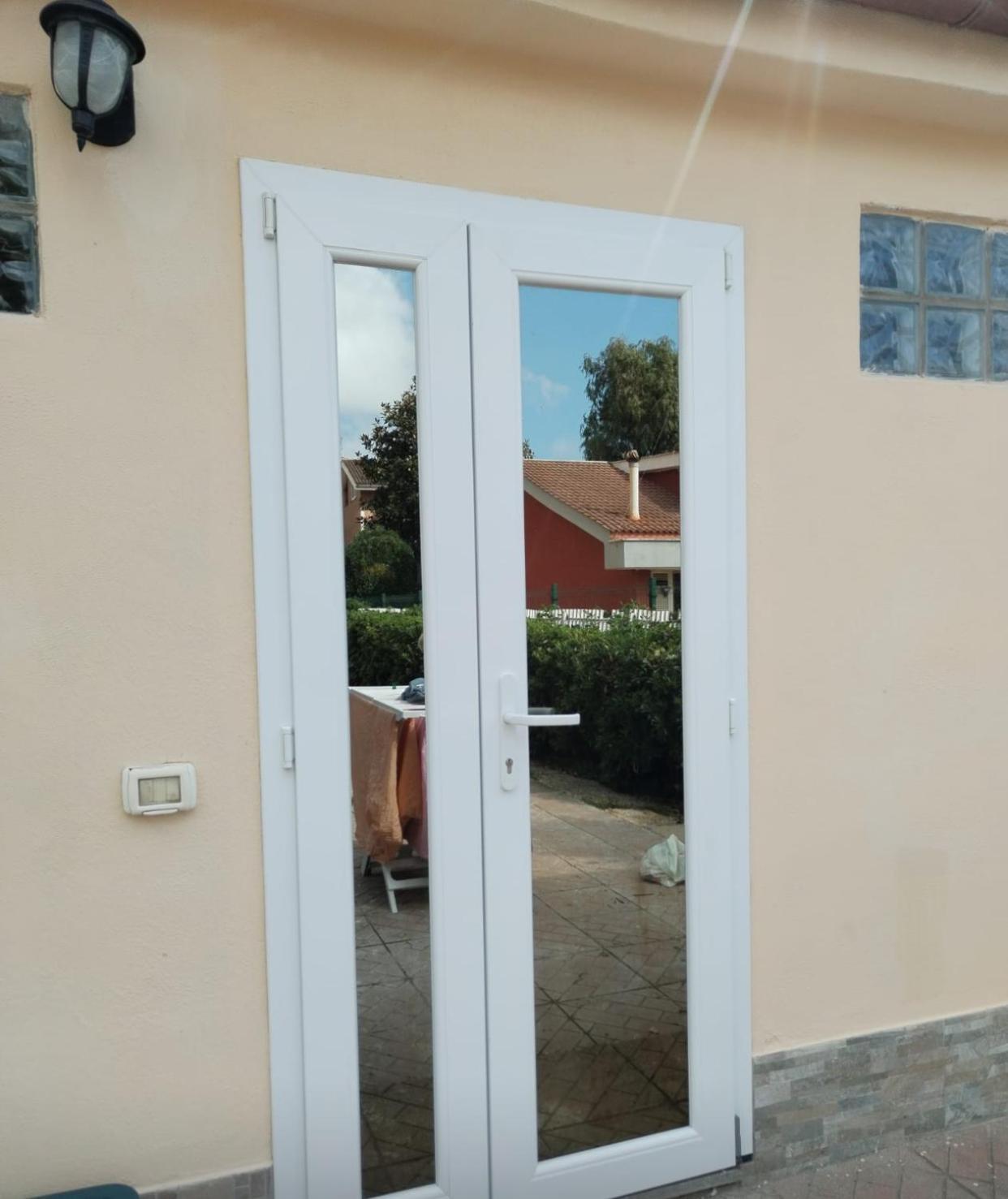 B&B Civitavecchia La Casetta Con Giardino Zewnętrze zdjęcie